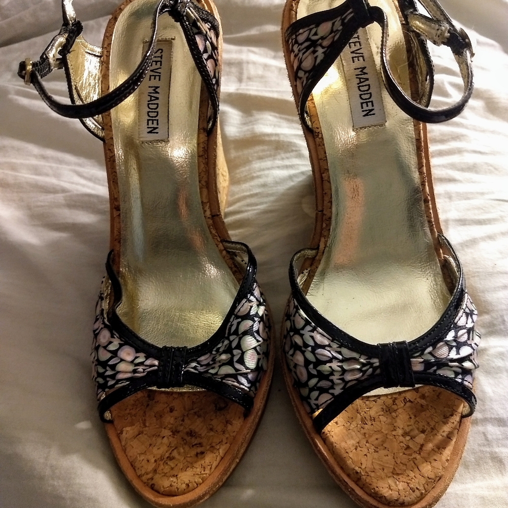 Steven Madden size 9 multicolored heels
